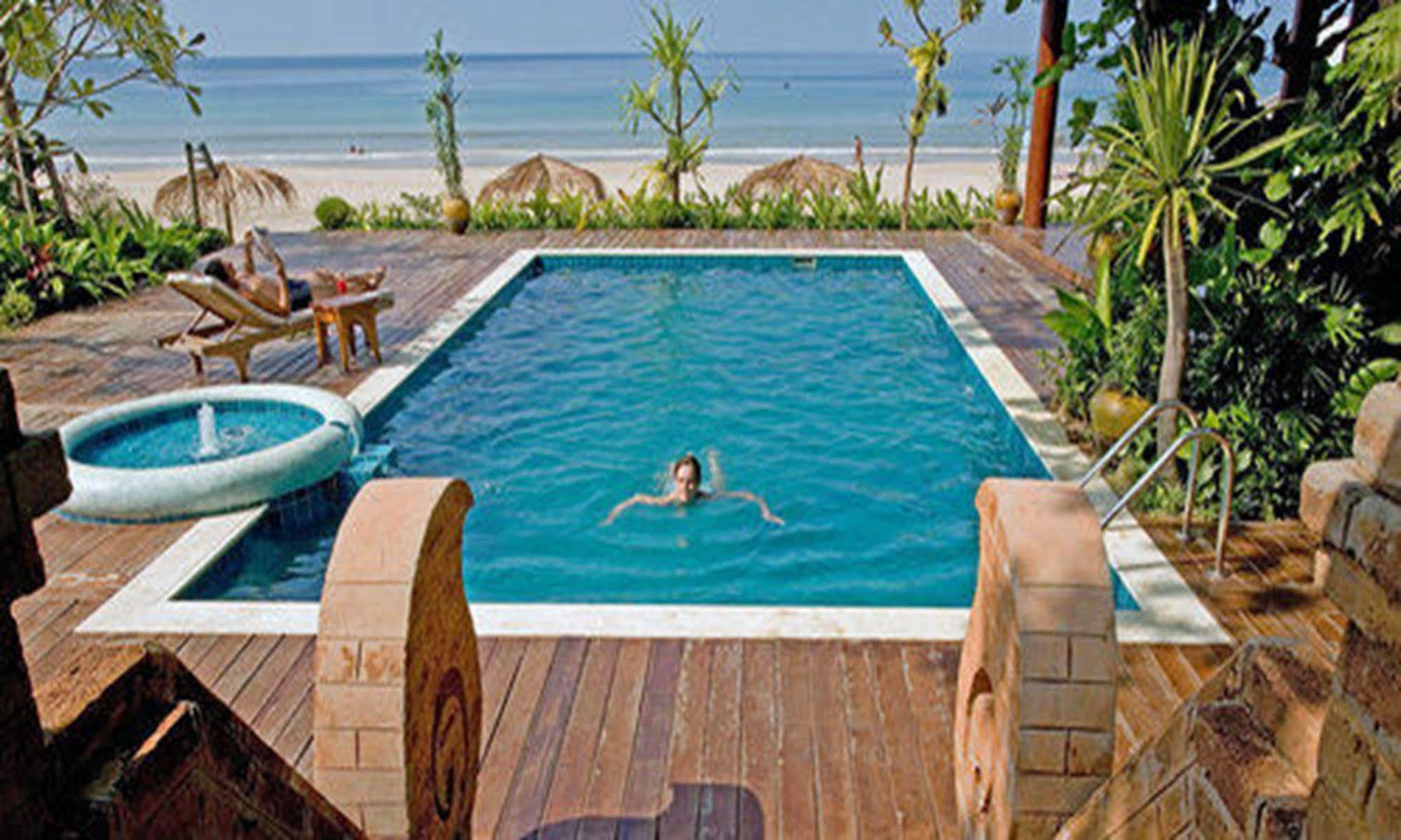ออเรียม พาเลซ โฮเต็ล แอนด์ รีสอร์ต Hotel งาปาลิ ภายนอก รูปภาพ